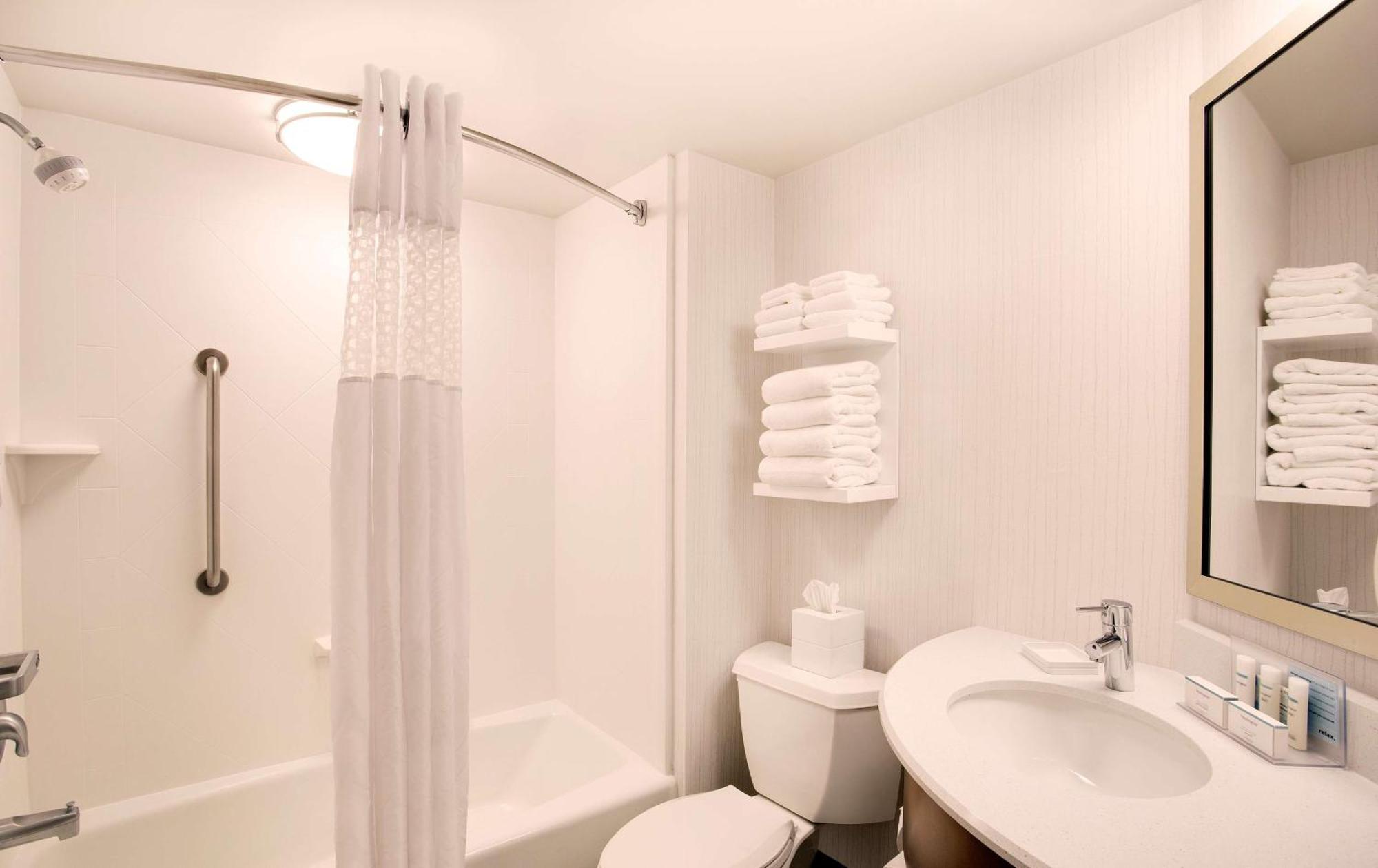 Hampton Inn Lancaster Fertility Exterior foto