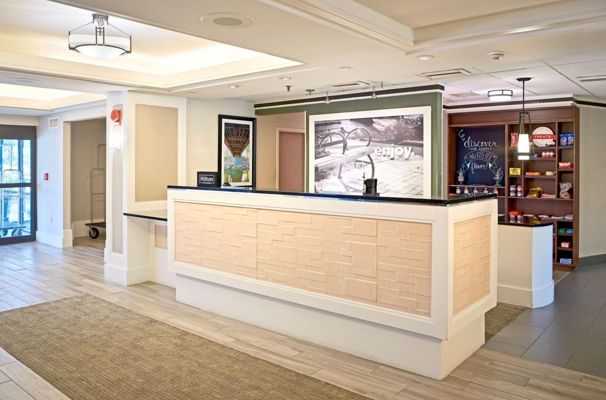 Hampton Inn Lancaster Fertility Exterior foto
