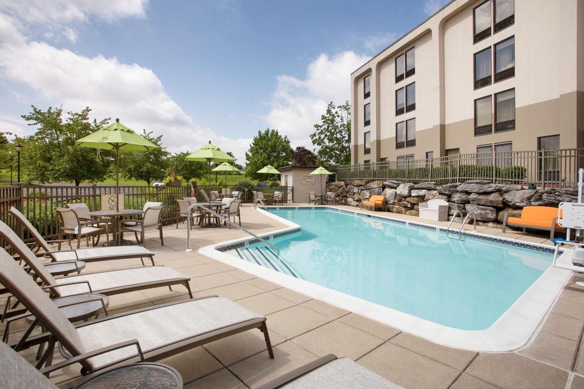Hampton Inn Lancaster Fertility Exterior foto