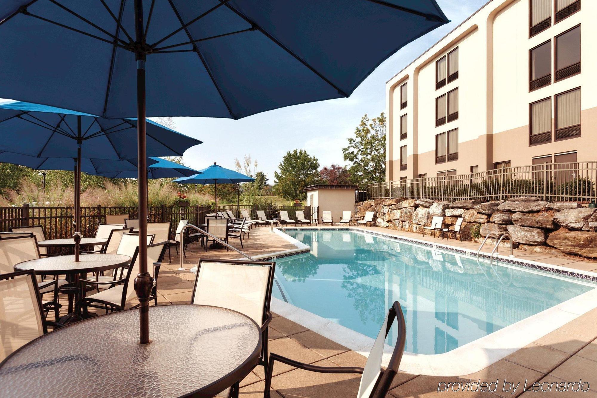 Hampton Inn Lancaster Fertility Exterior foto